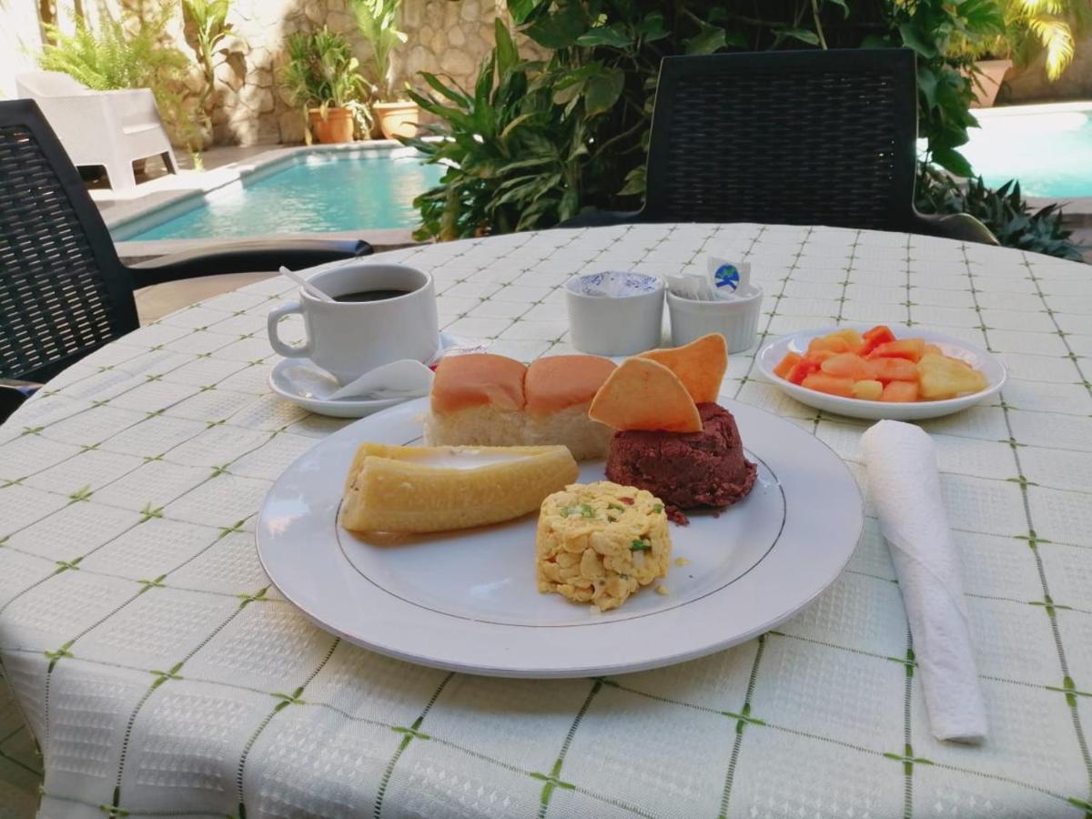 Hotel Plaza Floresta 圣米格尔 外观 照片