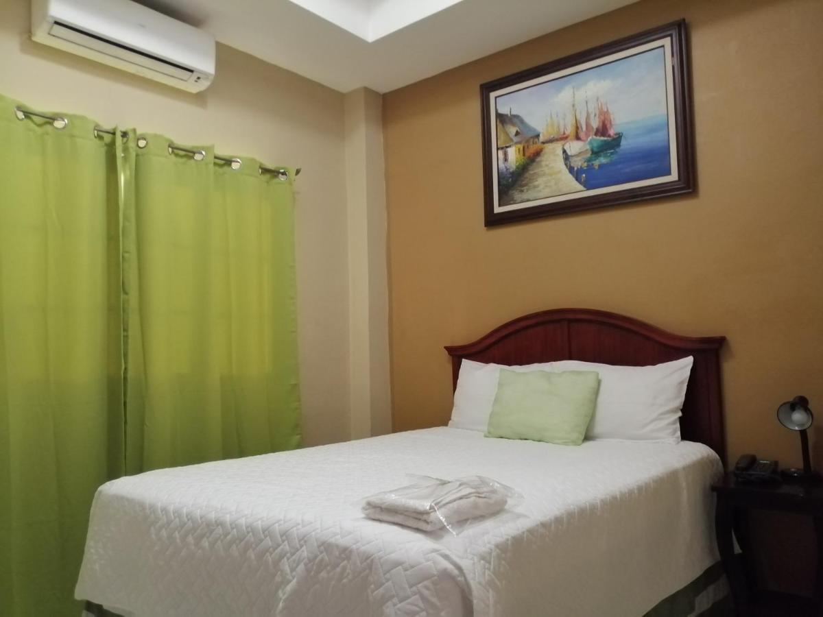 Hotel Plaza Floresta 圣米格尔 外观 照片